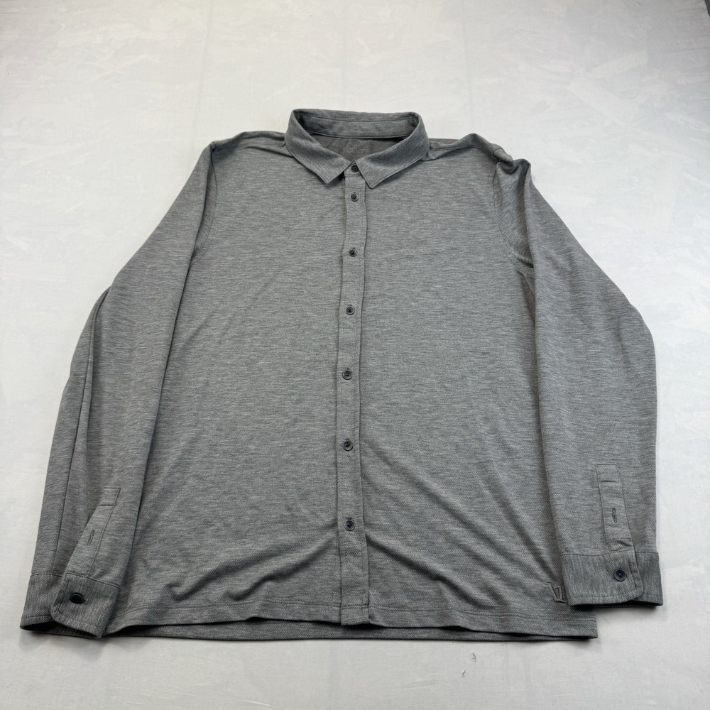 Vuori Men's Medium Gray Long Sleeve Button Up Performance Stretch Shirt